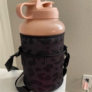 Hydro jug bundle